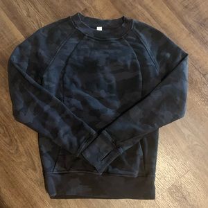 Lululemon crew neck sweatshirt size 2